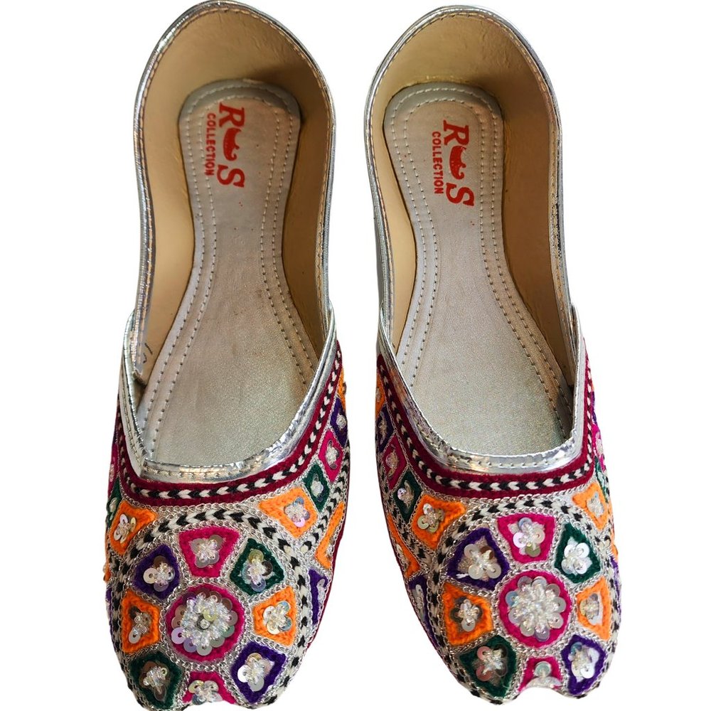 Women's Embroidered Silver Khussa Punjabi Jutti US Size 6 7 8 9 Pakistani Indian